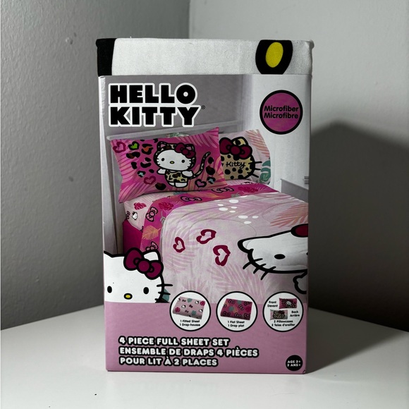 Hello Kitty bedsheets set FULL - Picture 1 of 2